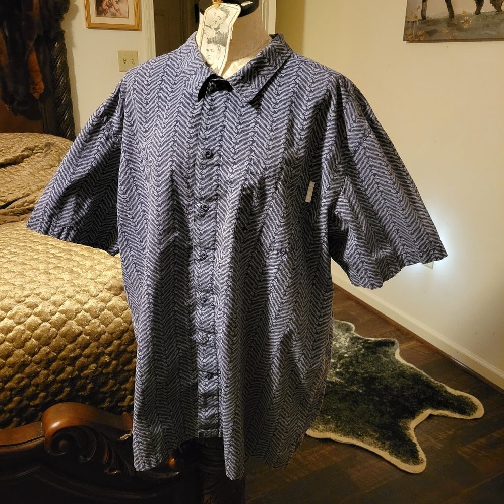Columbia PFG Vented Fishing Button Up With Fish Skeletons